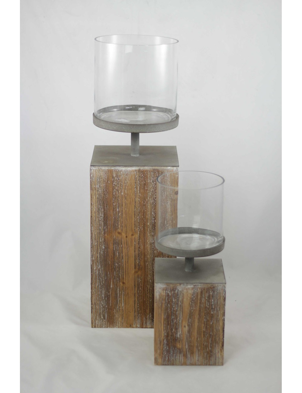 Kpl. lampionów szklanych na drewnianym postumencie