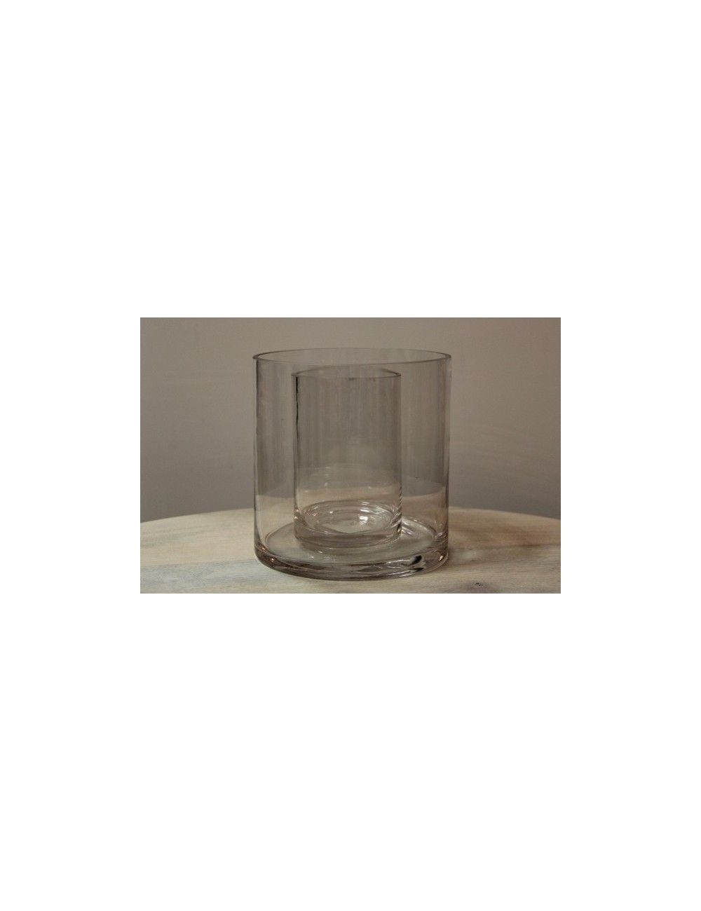 Świecznik szklany okrągły z tubą